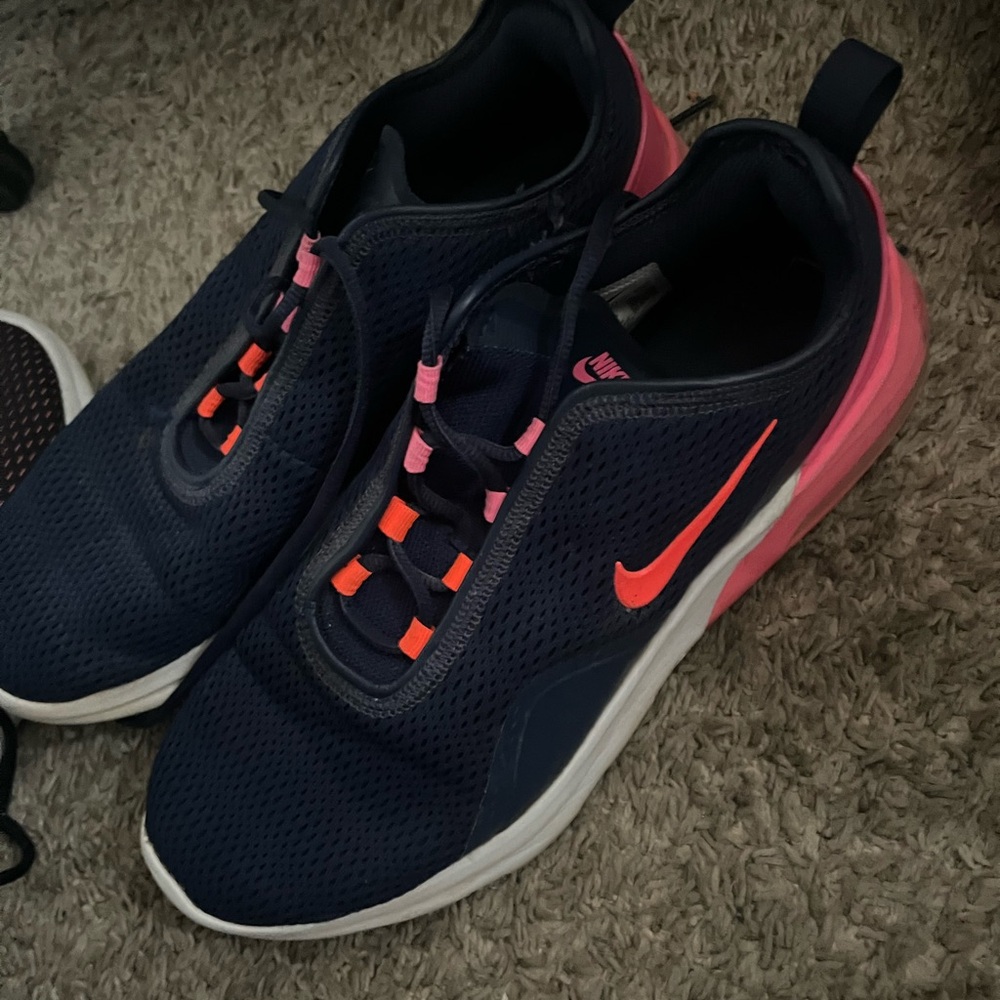 Nike Airmax sneakers